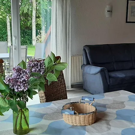 Haus Deichblick 2 Holiday home Hooksiel